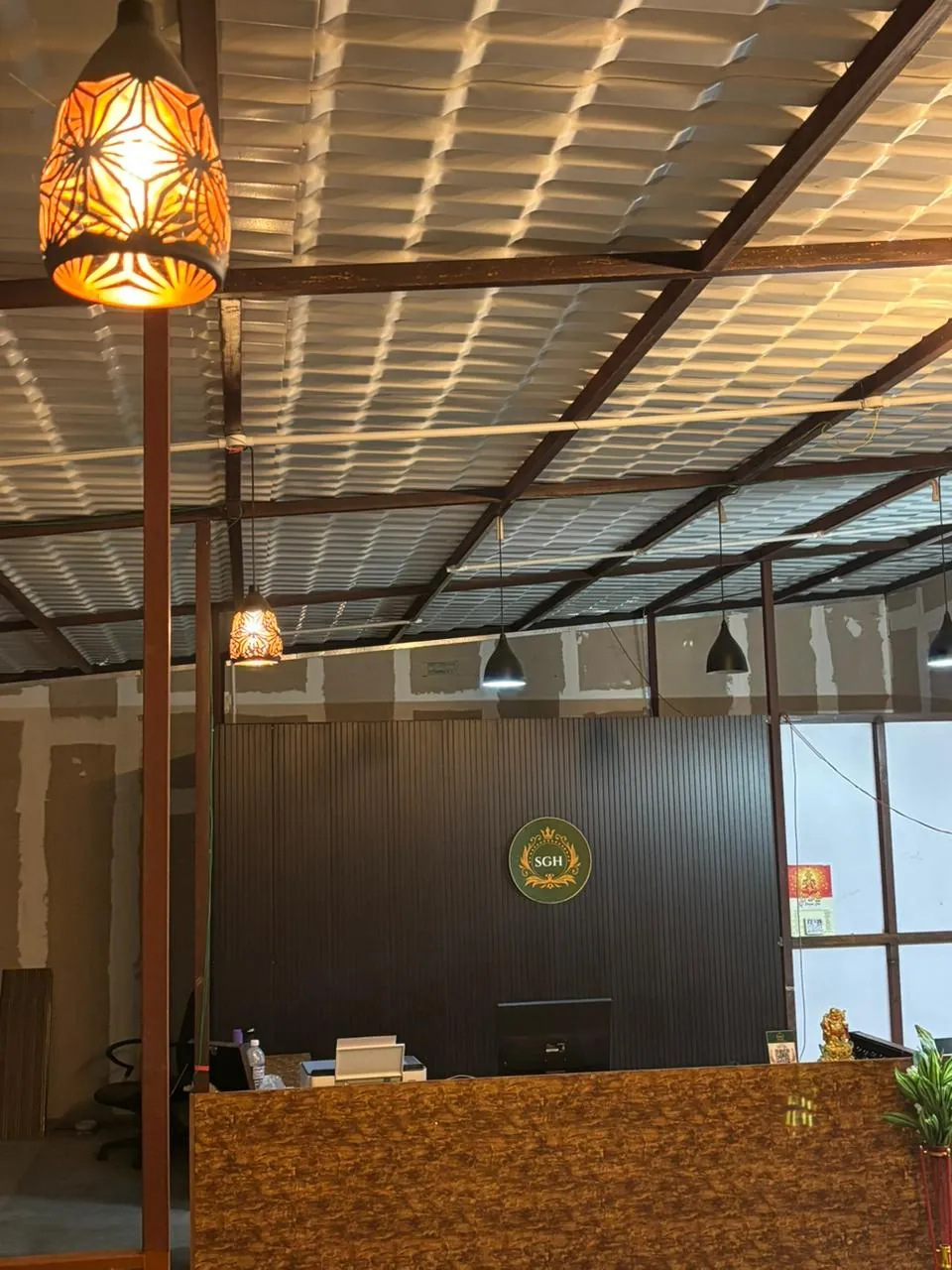 Reception lantern and desk